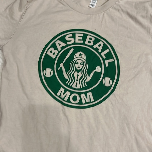 Baseball mom tee - Picture 2 of 3